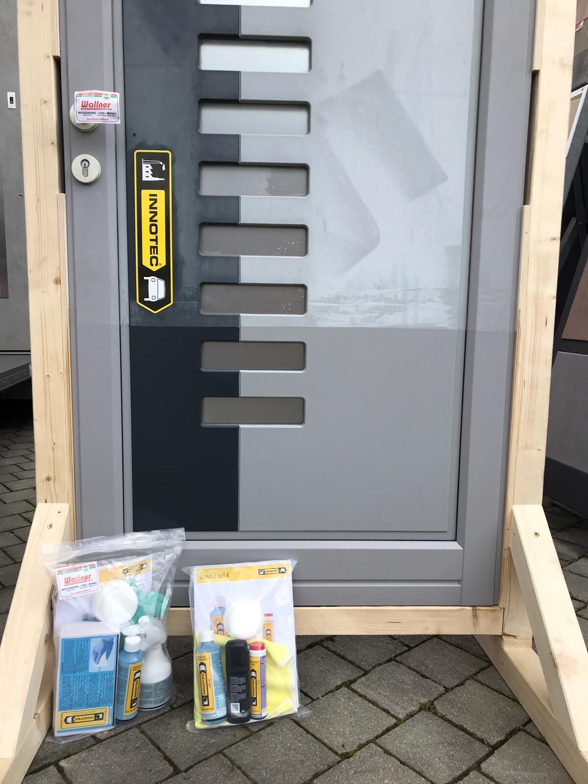 Reinigungs- und Pflege-Set – Bild 8