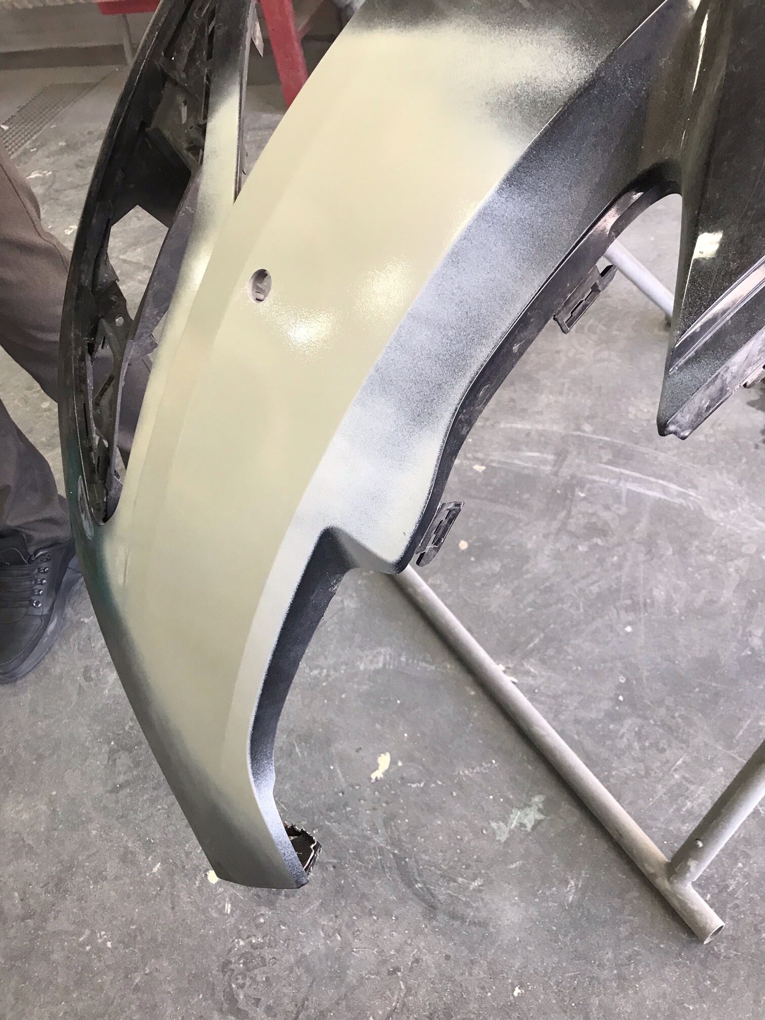 High Build Filler - Grau (7042) – Bild 3
